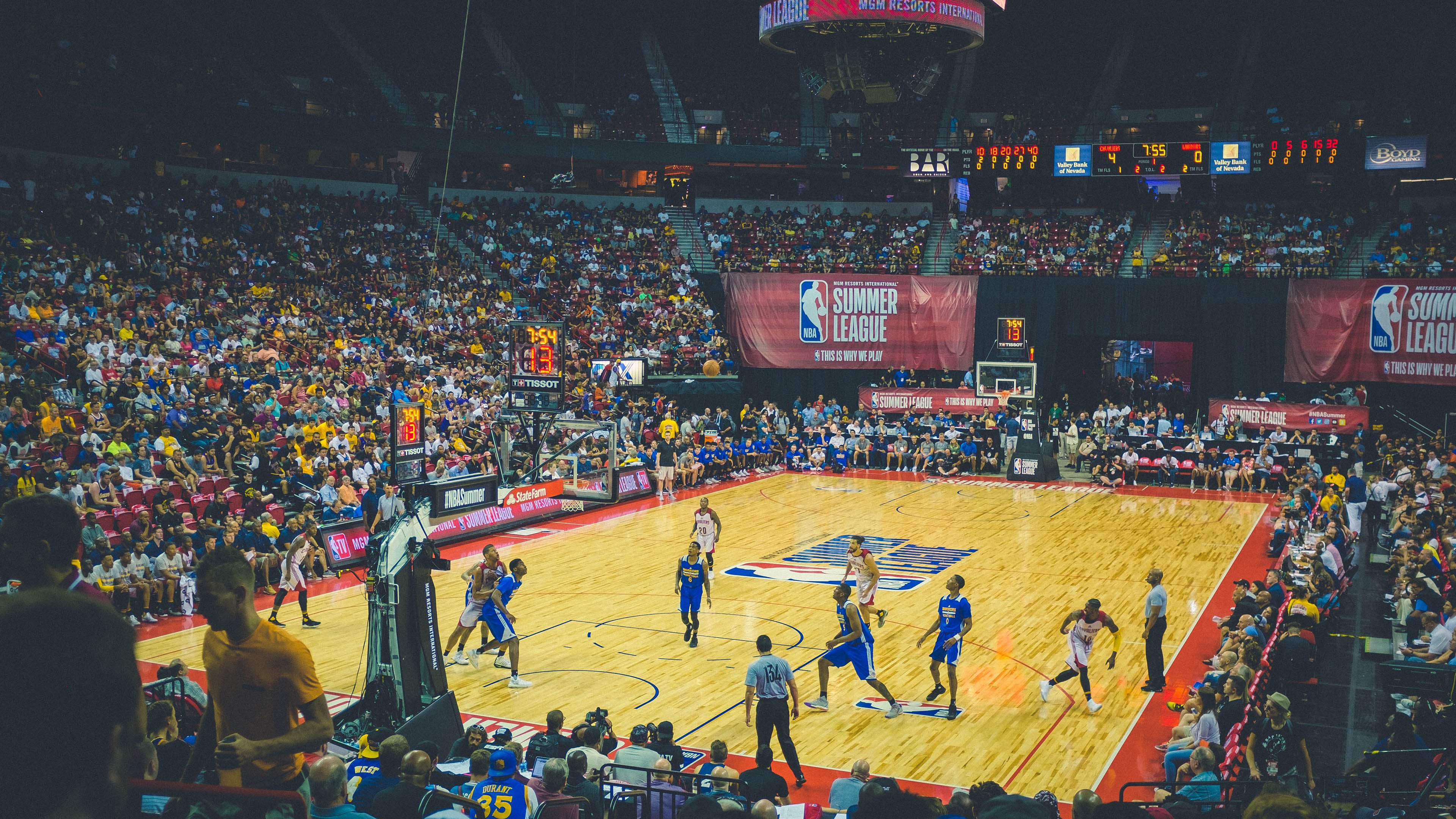 莎拉波娃关键节点连败，老鹰带队取胜！-开云网站入口官网